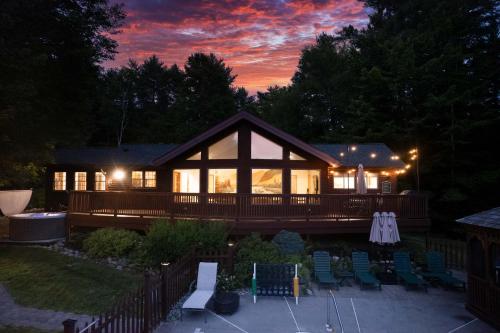 Pool Arcade Mtn Views Lake George Home Retreat WFH in Varensburga (NY)