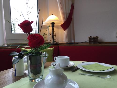 Ételek és italok, Thermen Hotel Pension Villa Holstein in Bad Salzuflen