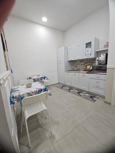 B&B Le quattro porte di napoli CENTRO STORICO