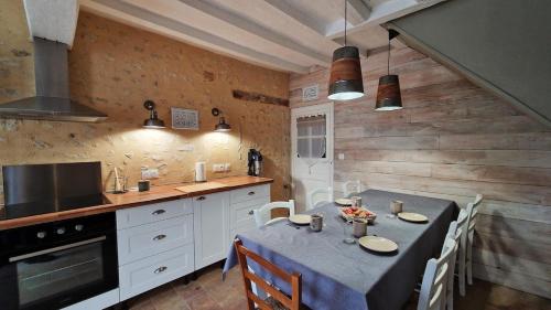 Gite Le Cozy in Le Theil-sur-Huisne