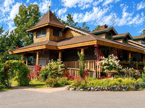 Lenroot Lodge in Seeley, USA