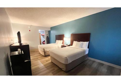 Studio 6 Suites - Tiffin OH - image 6