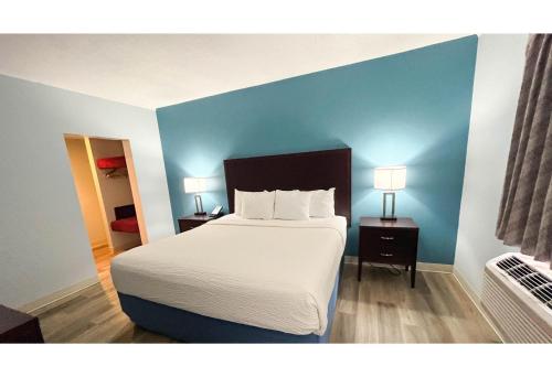 Studio 6 Suites - Tiffin OH - image 12