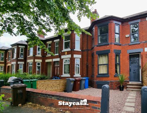 Spacious 5br Home In Leafy Withington - Manchester