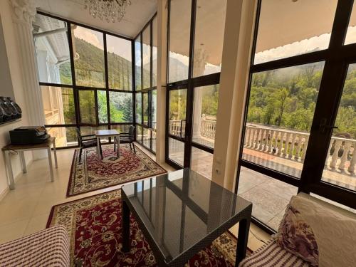 Edelweiss Hotel photo 3