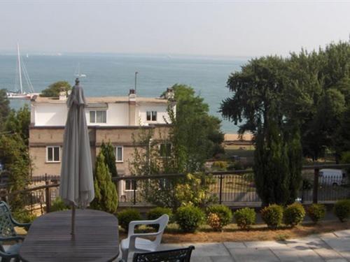 View, Villa Rothsay Hotel in Cowes West and Gurnard