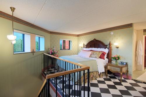 Woodcliff Hotel and Spa in Victor, USA
