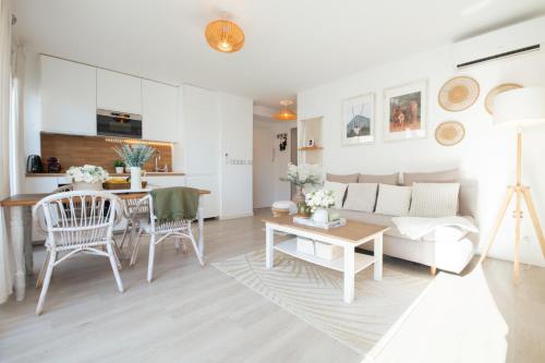 Charme, clim, terrasse, mer & centre-ville