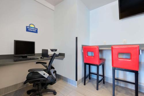 Hotel 1550 - SFO Airport West - image 33