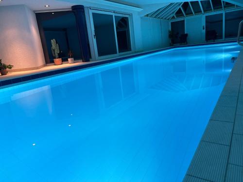 Le jardin secret pool and spa in Lasne