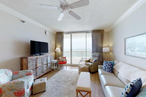 Waterfront condo with indoor & outdoor pools hot tubs & on-site restaurants – khách sạn tại Gulf Highlands