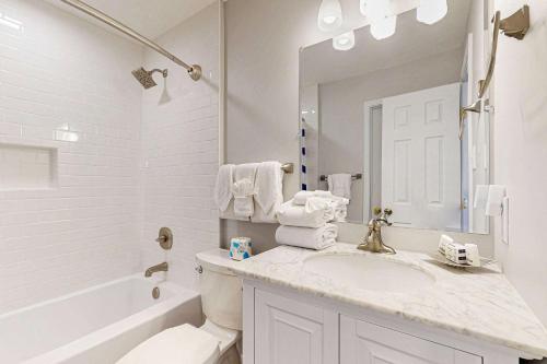 The Beach House - image 33