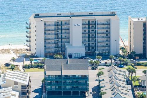 Beachfront Condo with Gulf View Balcony WiFi AC & Shared Pools in Perdido Beach