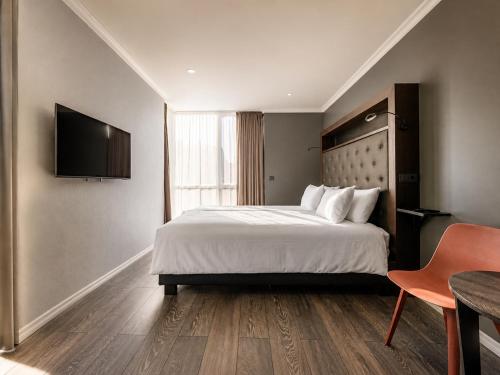 room detail thumbnail 0
