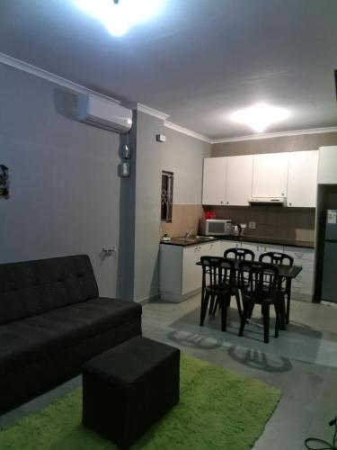 Cozy suburban guest house - Durban in Verulam