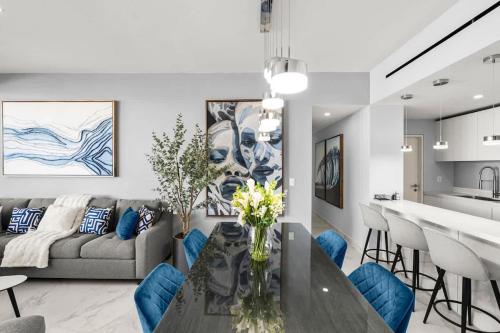 Stylish 3BR Walk to Beach in Heart of Los Cabos