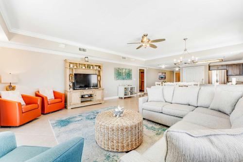 Escapes to the Shores Hotel - image 19