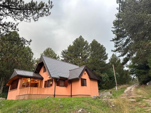 Planinska oaza Rujište (Planinska oaza Rujiste) in Humilišani