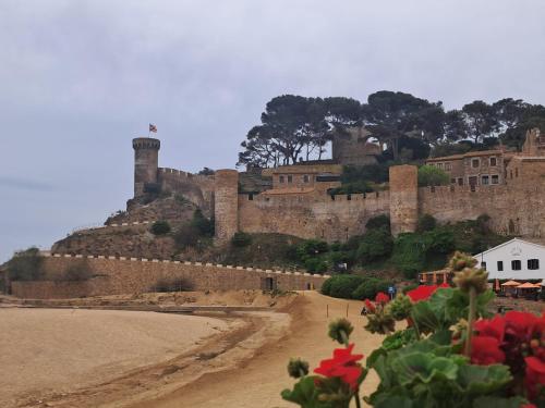 Apartamento de 3 habitaciones en el centro de Tossa de Mar