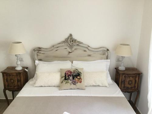 Double Room image 10