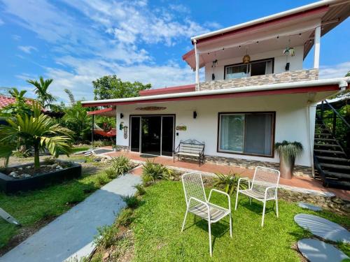 La Fortuna Arenal`s Peak Villas - image 5
