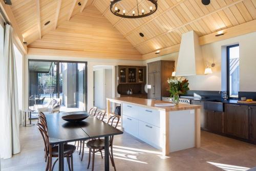 設施, Speargrass Villa - Hot Tub - Swimming Pool in 戴爾菲爾德