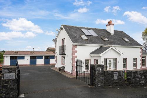 Private Room near Rock of Cashel and Workspace in Cashel