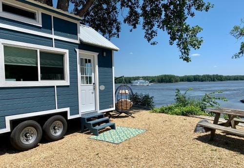 The Eagle’s View (Tiny Home 4)