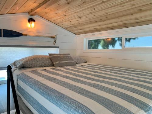The Eagle’s View (Tiny Home 4) in Bellevū (IA)