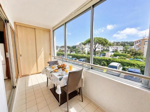 Studio-cabine avec loggia vitrée et garage privé à 200m de la plage - FR-1-338-635