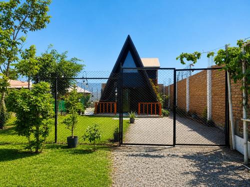 Private Luxury Cabin with Garden, Pool & Outdoor Lounge