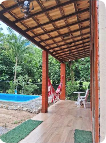 Úszómedence, Recanto da Julia - Rio, Piscina e Fogueira in Barreira