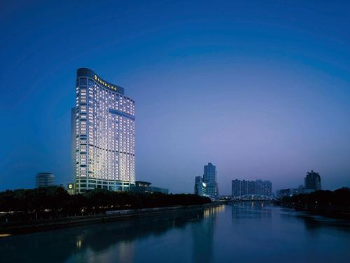 Shangri-La Ningbo - The Three Rivers Intersection