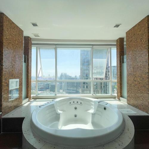 Fortune 808 - 2BR 100 sq.m | BTS Chidlom - image 11