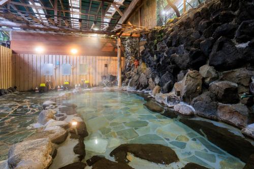 Vabaõhuvann, KAPPA TENGOKU near Hotokuninomiya Shrine