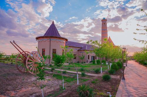 City of Magicians Yurt&Desert Experience - Tap to explore photos