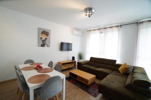 Podwale 2 3-pok 62 m2 Nowoczesny Apartamentowiec przy Odrze 3 min od Rynku KLIMATYZOWANY, Breslau (Foto 10)