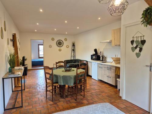 Appartement à 5 min des lacs (Appartement a 5 min des lacs) in Precy-Notre-Dame