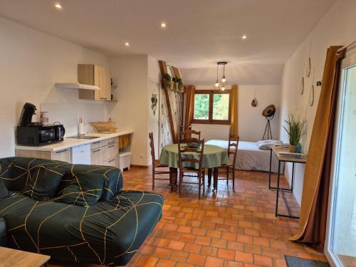 Appartement à 5 min des lacs (Appartement a 5 min des lacs) in Precy-Notre-Dame