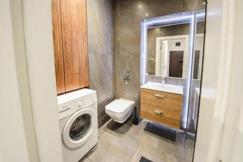 Podwale 2 3-pok 62 m2 Nowoczesny Apartamentowiec przy Odrze 3 min od Rynku KLIMATYZOWANY, Breslau (Foto 8)