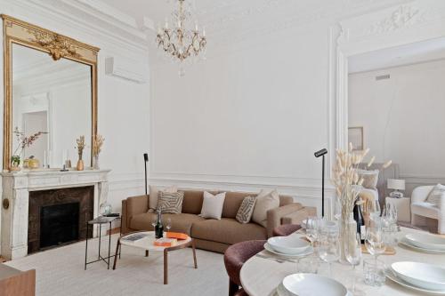 307-Suite Serbie - Superbe Appartement à Paris