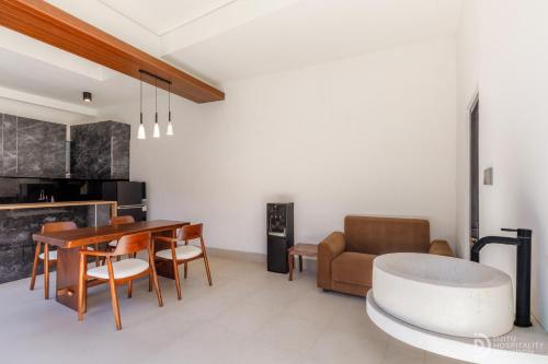 Kitchen, Loka Subha Guest House in Bangli