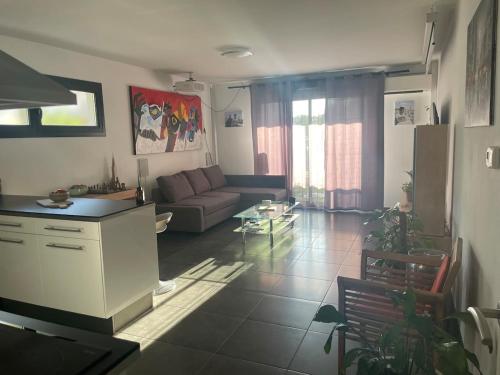 Appartement lumineux, 2ch, 10min de la mer