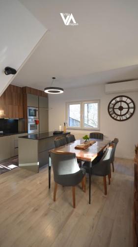 Villa Aspen Brezovica Kosovo in เปรวัลเล