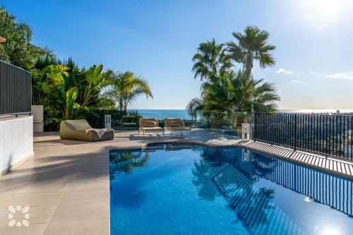 Villa Costa Azzurra by Abahana Villas