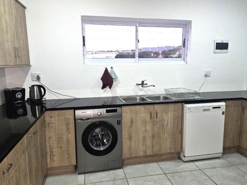 Instalaciones, Oupa Gallie in Vleesbaai in Boggomsbaai
