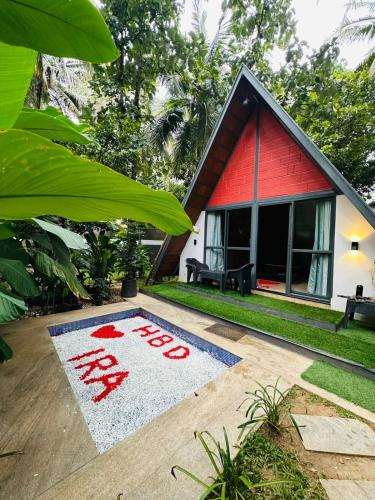 Oh - Bali Villa by Travent Mug in Byalalu