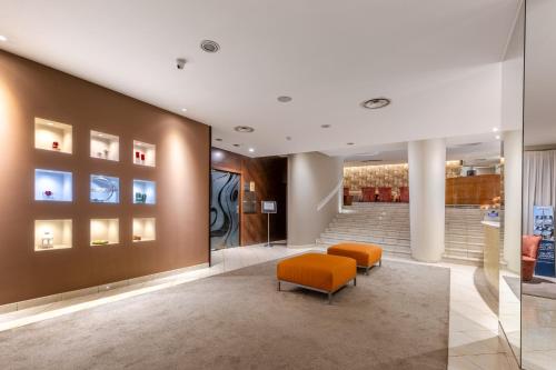 Sissepääs, Aston Hotel in Pino Torinese