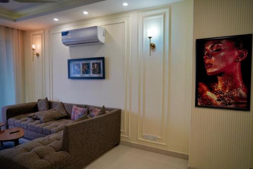 Luxury 2BR with Centaurus View & Balcony Elysium Tower - image 12