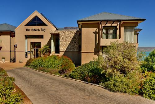 The Shark Bay Villas in ลังกีบาน